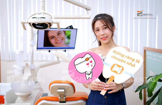 Review niềng răng Up Dental